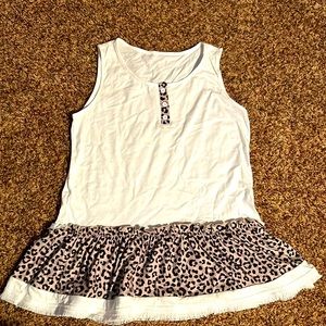 Size M- Boutique Leopard Tank